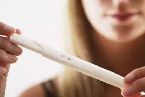 試管嬰兒解析：胚胎透明帶過硬？輔助孵化技術？